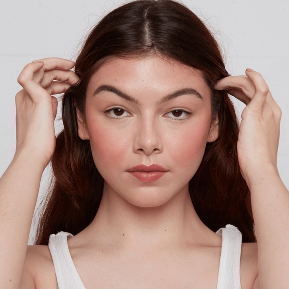 Floss The Concierge Cheek & Lip Tint Villa - Picture 3 of 10